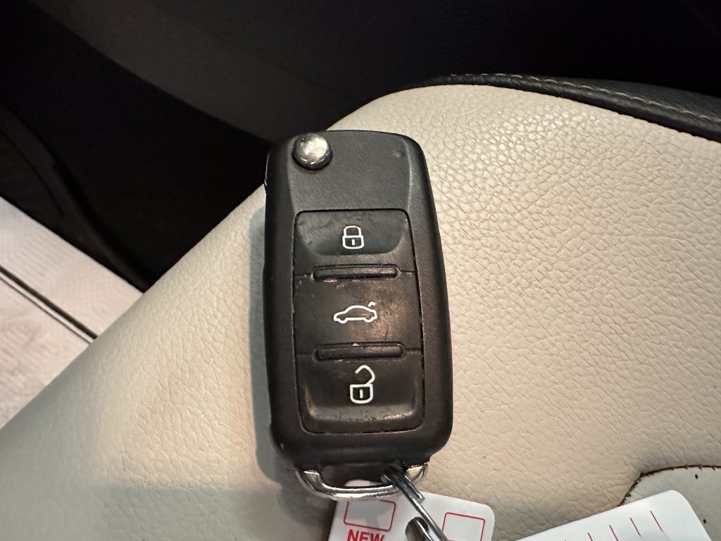 Used 2016 Volkswagen Jetta Sport FWD image 17