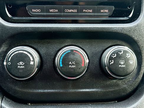 Used 2019 RAM ProMaster 2500 image 11