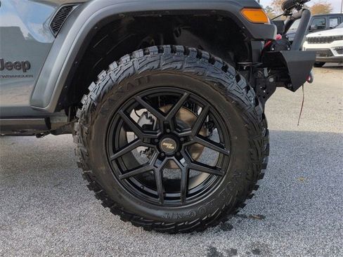 Certified 2025 Jeep Wrangler Sport image 10