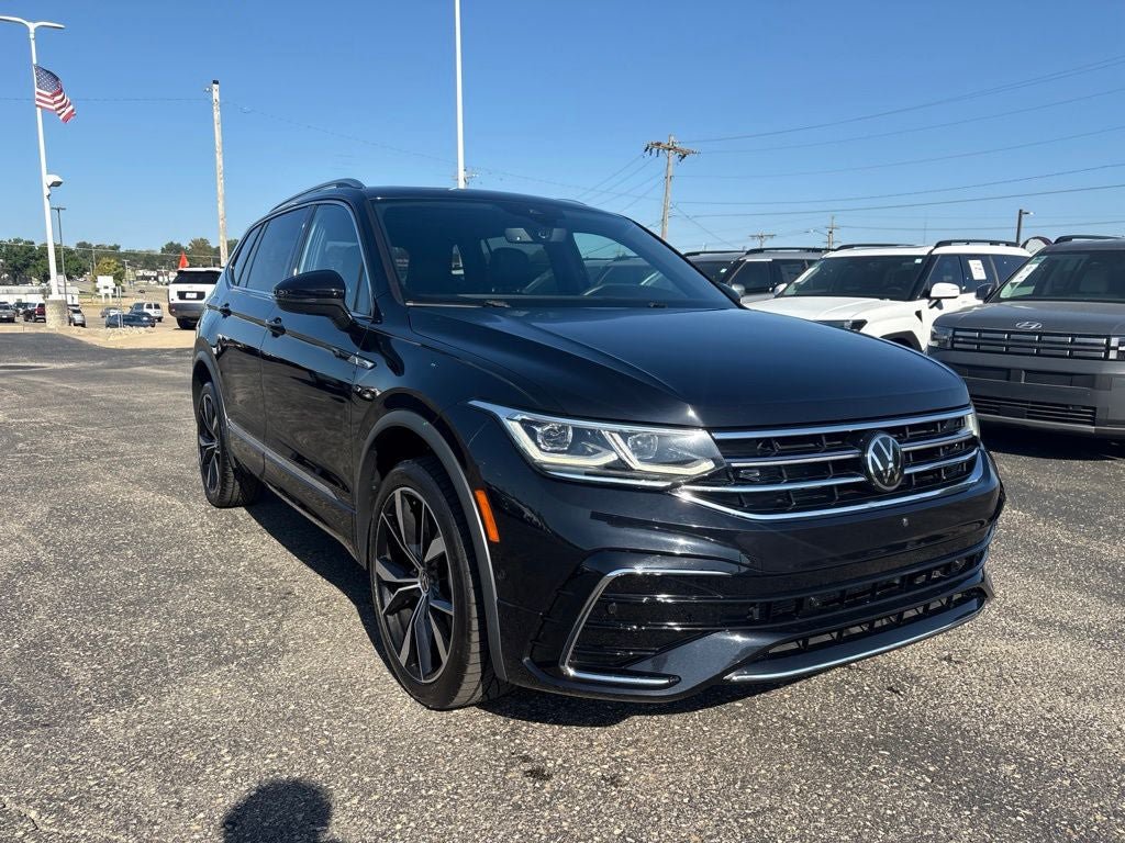 Used 2022 Volkswagen Tiguan SEL Premium R-Line AWD/4WD image 3