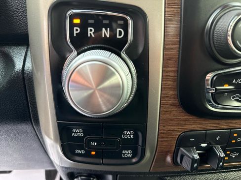 Used 2014 RAM 1500 Laramie image 21