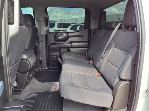 Used 2021 Chevrolet Silverado 1500 LT image 17