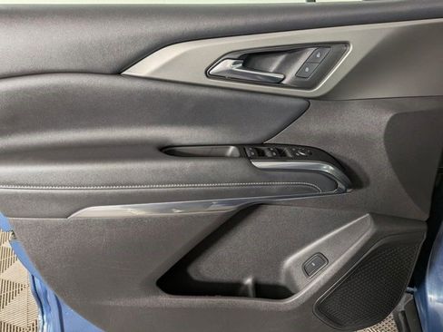 Certified 2025 Chevrolet Traverse LT AWD/4WD image 20