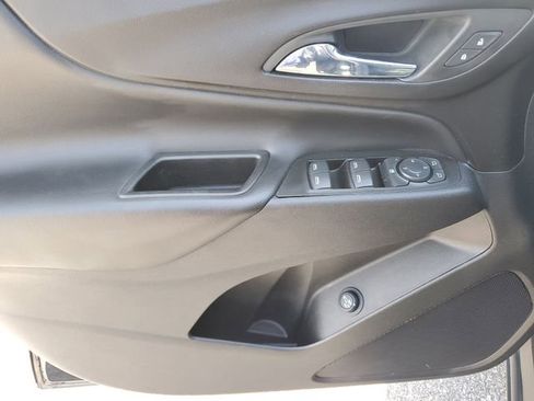 Used 2022 Chevrolet Equinox LT FWD image 20