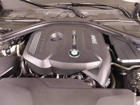 Used 2018 BMW 330i xDrive Sedan AWD/4WD image 21