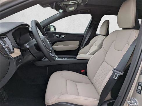 New 2026 Volvo XC60 T8 Plus w/ Protection Package Premier AWD/4WD image 4