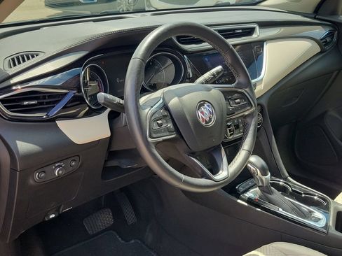 Used 2020 Buick Encore GX Essence FWD image 18