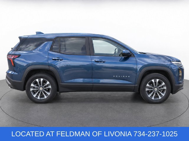 Used 2027 Chevrolet Equinox LT w/ Convenience Package II FWD image 8