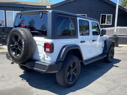 Used 2022 Jeep Wrangler Unlimited Sport AWD/4WD image 8
