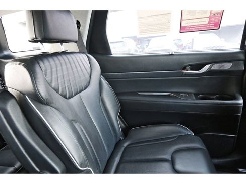 Used 2023 Hyundai Palisade Limited w/ Cargo Package image 14