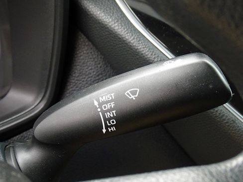 Used 2023 Toyota Corolla LE FWD image 39