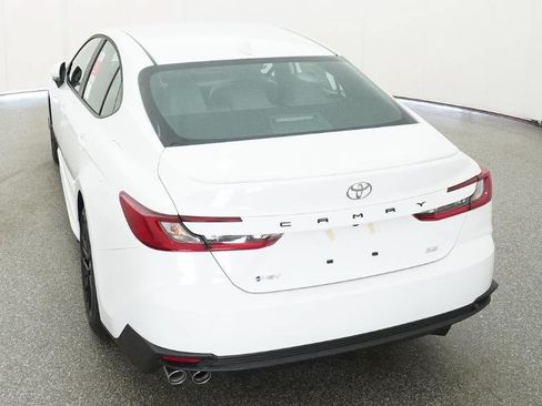 Used 2026 Toyota Camry SE FWD image 35