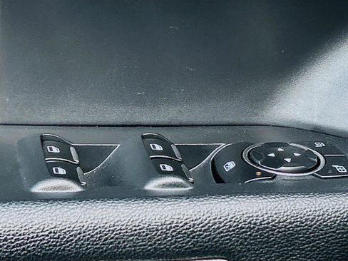Used 2024 Ford Expedition Max XLT AWD/4WD image 24