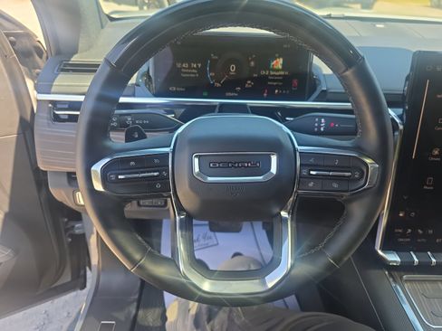 Used 2024 GMC Sierra EV Denali AWD/4WD image 17