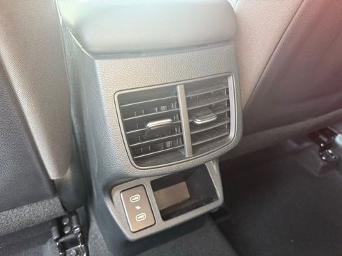 Used 2025 Kia Seltos LX image 21