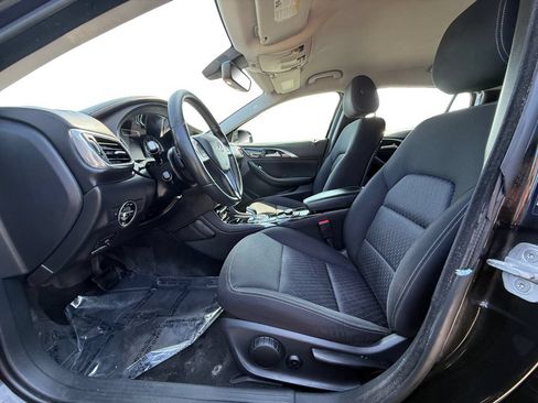 Used 2018 INFINITI QX30 FWD image 7