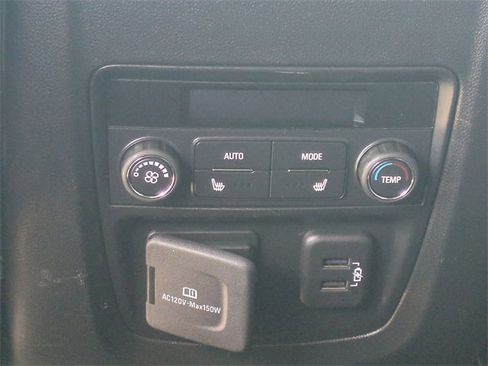 Used 2024 Buick Enclave Premium image 21