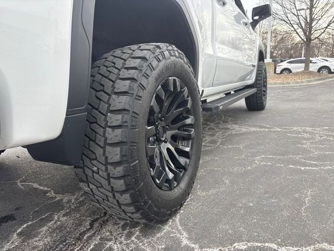 Used 2022 GMC Sierra 1500 Elevation image 5