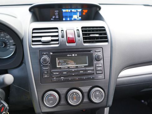 Used 2014 Subaru Forester 2.5i Limited image 11