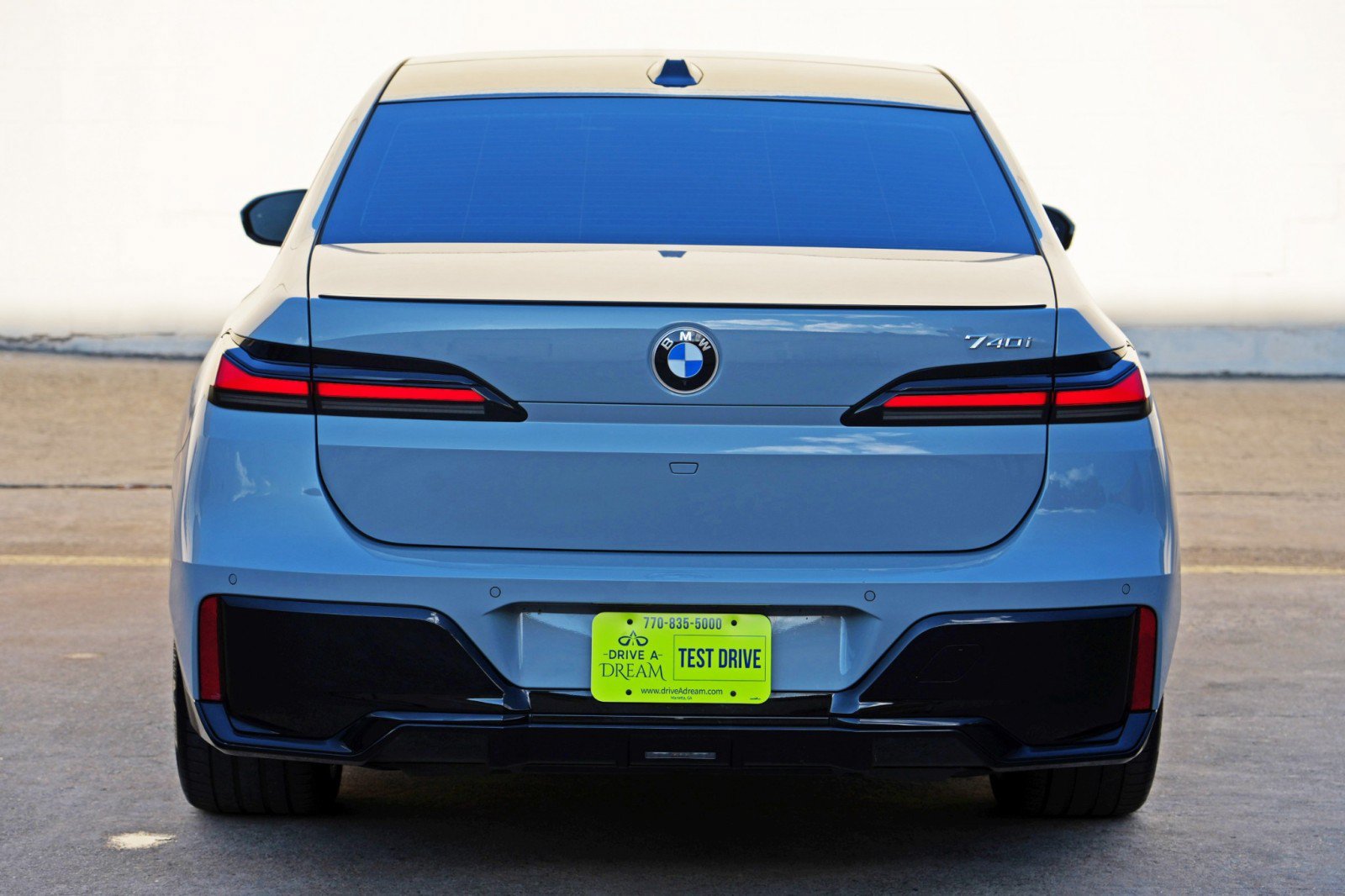 Used 2025 BMW 740i RWD image 61