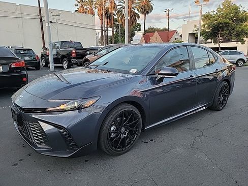 Used 2026 Toyota Camry SE w/ Multimedia Upgrade Package image 3