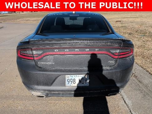 Used 2016 Dodge Charger R/T image 4