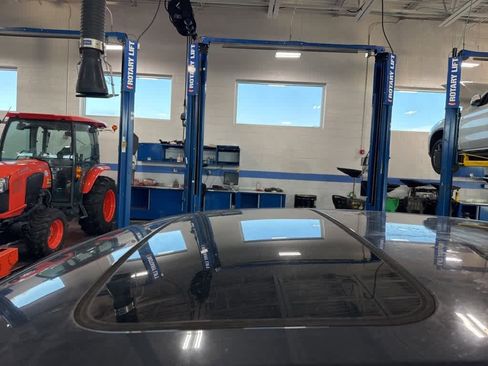 Used 2004 Honda Accord EX image 9