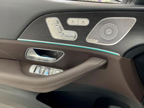 Used 2022 Mercedes-Benz GLE 450 4MATIC w/ Revised AMG Line Exterior image 38