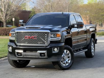 Used 2017 GMC Sierra 2500 Denali w/ Duramax Plus Package