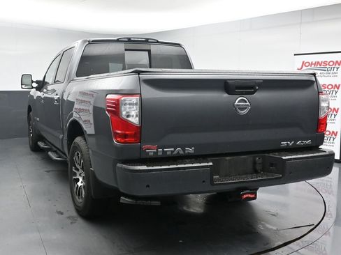 Used 2021 Nissan Titan SV w/ SV Convenience Package AWD/4WD image 6