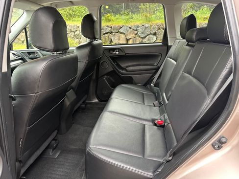 Used 2015 Subaru Forester 2.5i Touring w/ Rugged Package #2 AWD/4WD image 11