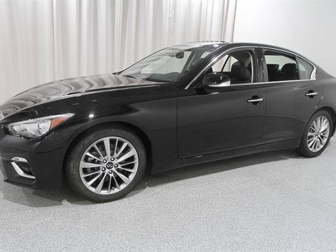 Used 2023 INFINITI Q50 Luxe AWD/4WD image 3