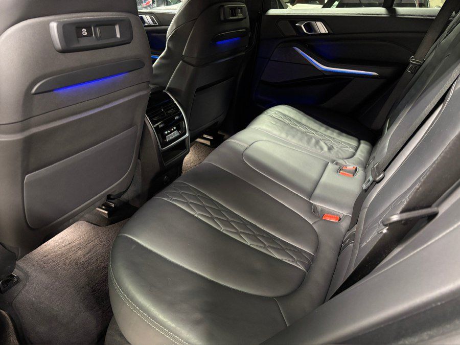 Used 2020 BMW X5 xDrive40i w/ M Sport Package AWD/4WD image 31