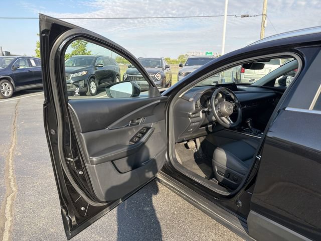 Used 2025 MAZDA CX-30 AWD 2.5 S w/ Preferred Package image 18