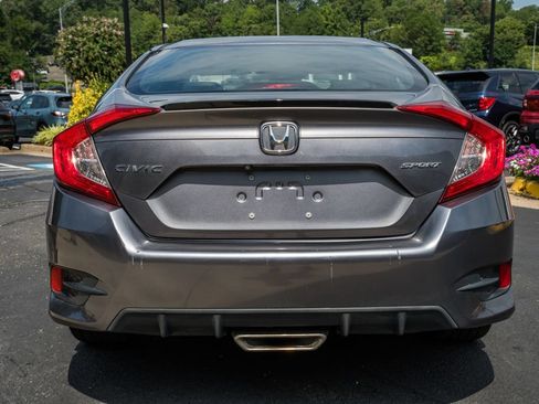 Used 2019 Honda Civic Sport image 5
