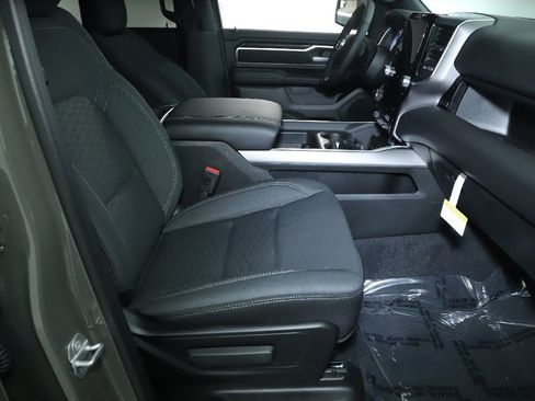 Used 2026 RAM 1500 Big Horn AWD/4WD image 34