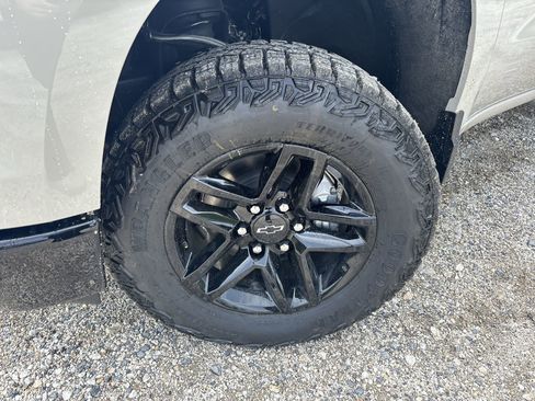 New 2026 Chevrolet Silverado 1500 Custom Trail Boss AWD/4WD image 13
