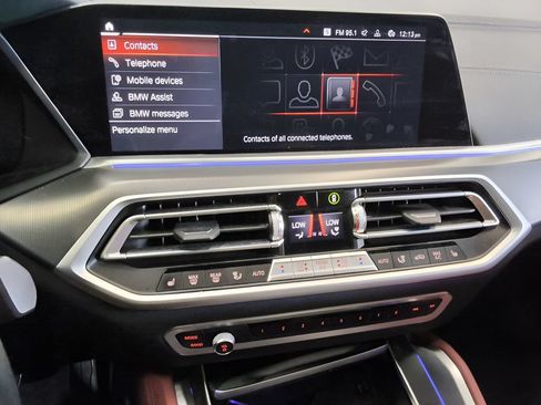 Used 2022 BMW X6 xDrive40i AWD/4WD image 26