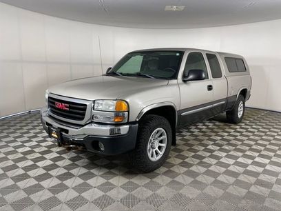 Used 2004 GMC Sierra 1500 SLE w/ Light Duty Power Package