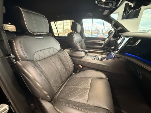 Used 2024 Jeep Grand Wagoneer Series III w/ Quick Order Packagew 28T image 14