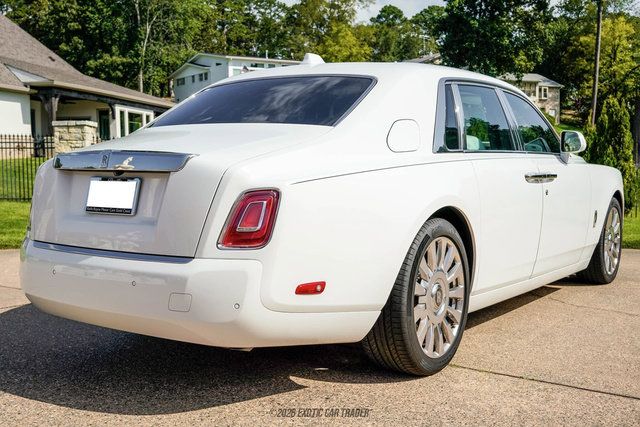 Used 2020 Rolls-Royce Phantom Sedan RWD image 8