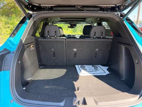 Used 2022 Chevrolet TrailBlazer RS w/ Sun and Liftgate Package AWD/4WD image 29