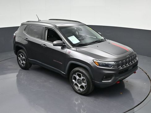 Used 2022 Jeep Compass Trailhawk w/ Trailhawk Elite Group AWD/4WD image 27