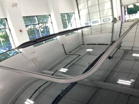 New 2025 Jeep Grand Cherokee Limited w/ Black Appearance Package image 7