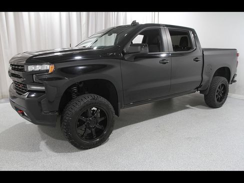 Used 2021 Chevrolet Silverado 1500 LT Trail Boss AWD/4WD image 3