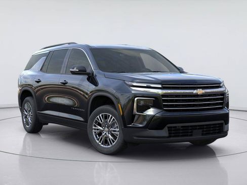 New 2026 Chevrolet Traverse LT w/ Driver Confidence Package FWD image 7