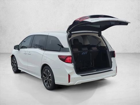 New 2026 Honda Odyssey Elite image 8