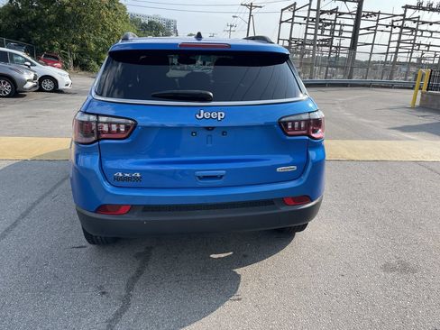 Used 2024 Jeep Compass Latitude AWD/4WD image 4
