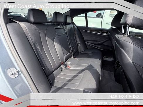 Used 2021 BMW 530i w/ Convenience Package RWD image 11
