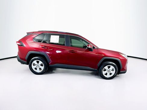 Used 2021 Toyota RAV4 XLE image 11